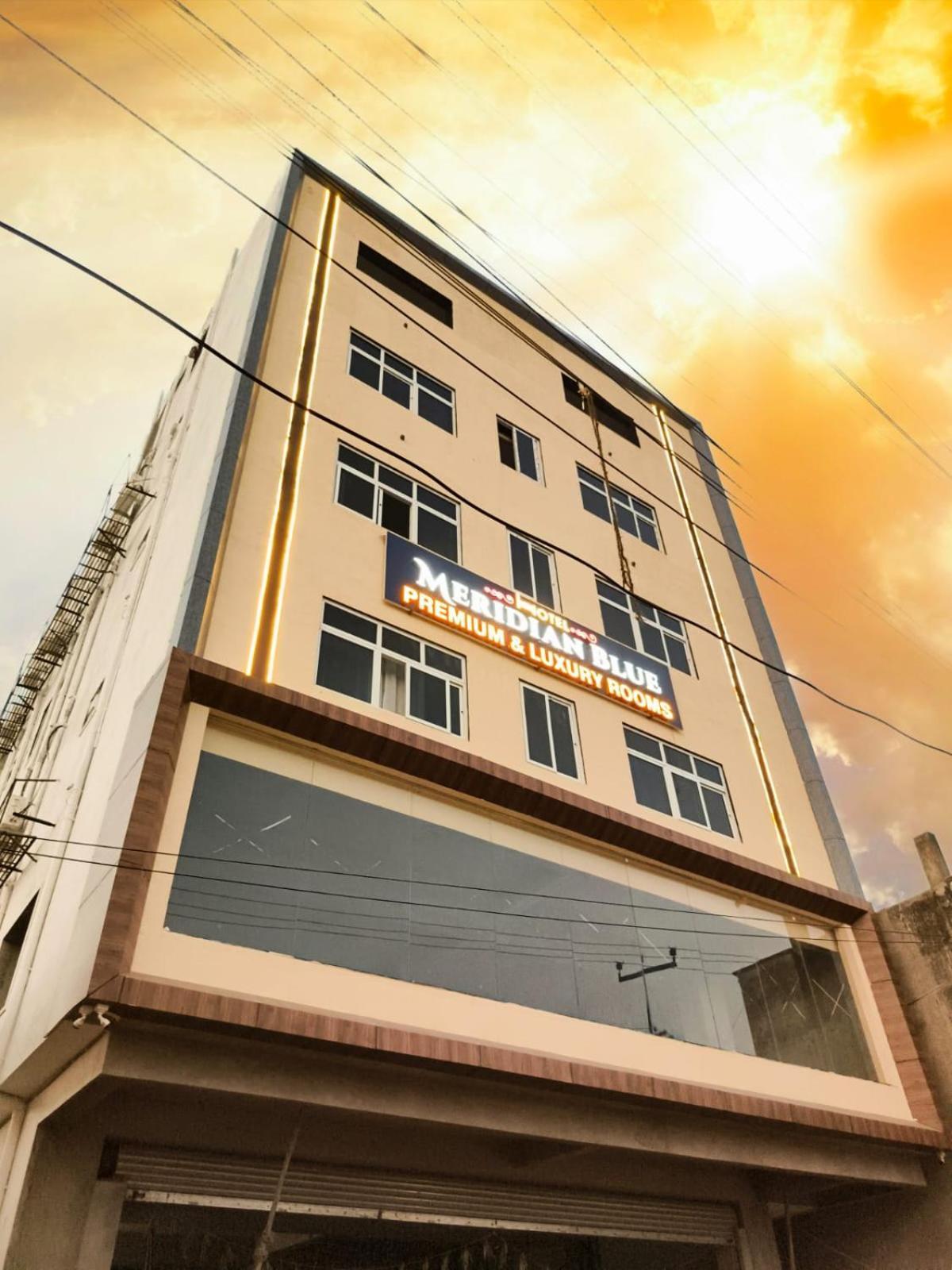 Hotel Meridian Blue Warangal Exterior photo
