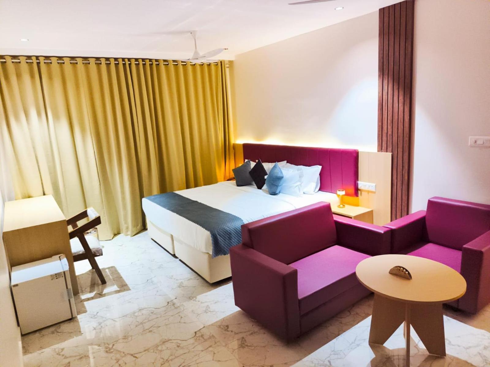 Hotel Meridian Blue Warangal Exterior photo